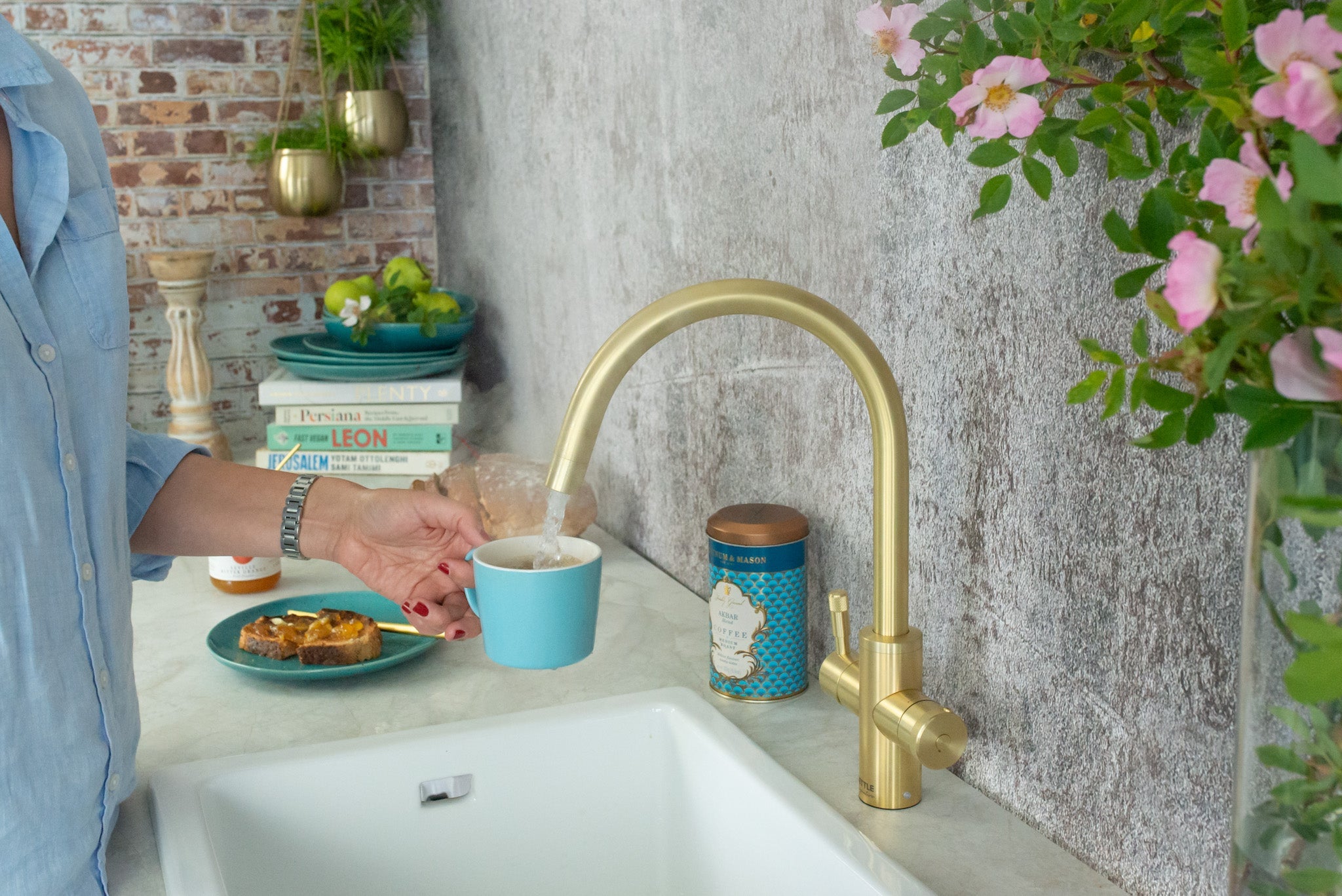 QETTLE Signature Modern Taps – DB Domestic Appliances