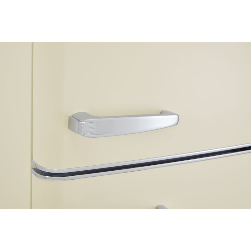 CDA Betty Barley Retro Fridge Freezer