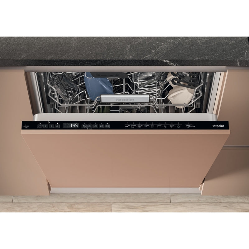 Hotpoint H8IHP42LUK Full Size Integrated Dishwasher