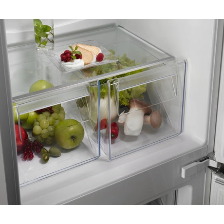 AEG NSC7N18ZES 7000 Series AI CoolAssist® Integrated Fridge Freezer