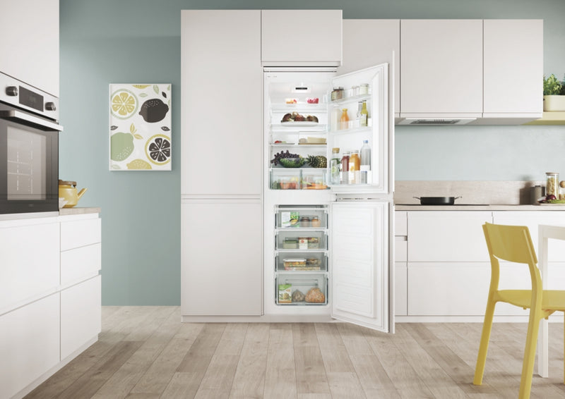 Candy CB50S518EK Integrated 50/50 Fridge Freezer