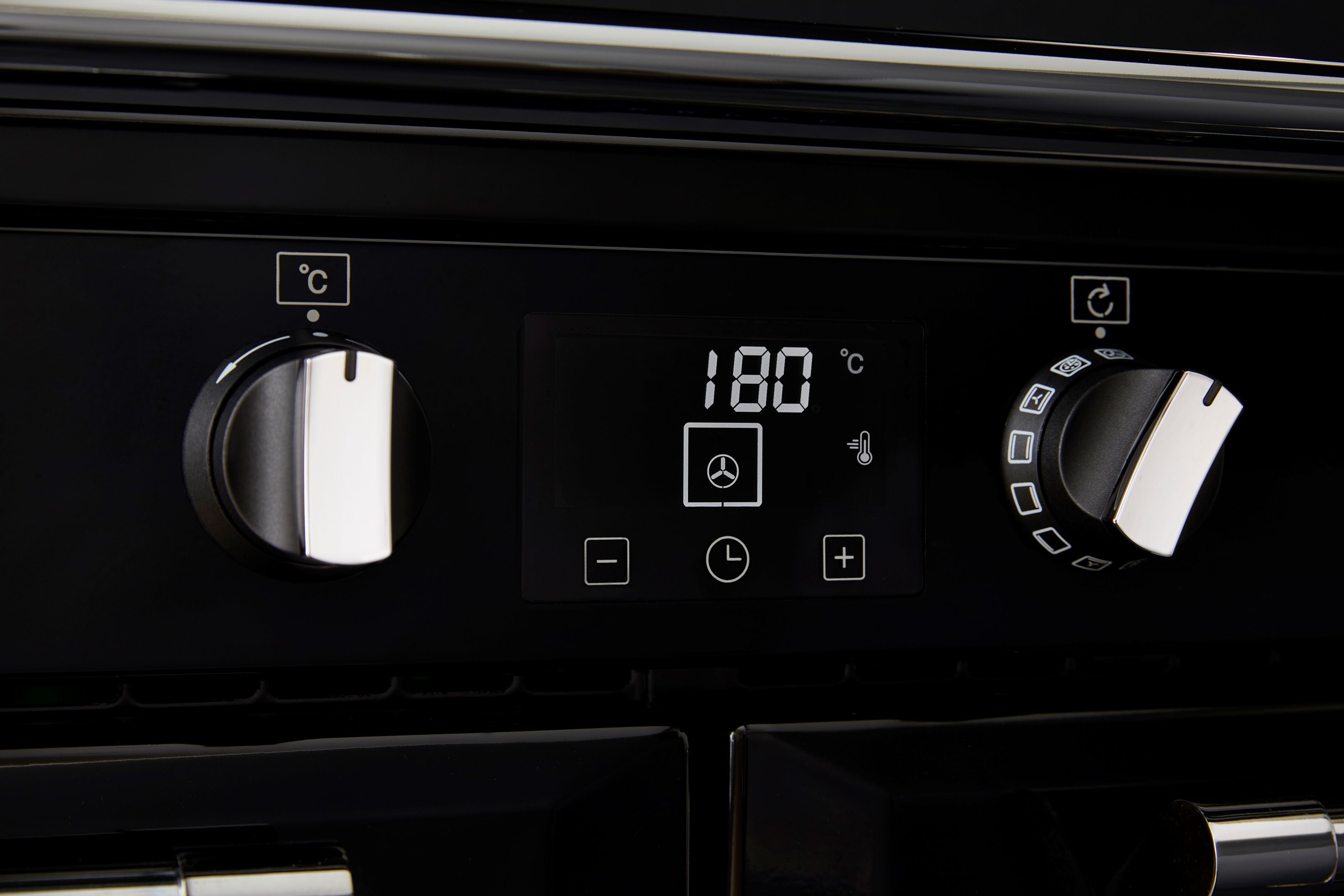 11 SETTING MULTIFUNCTION OVEN WITH EQUIFLOW™ FAN