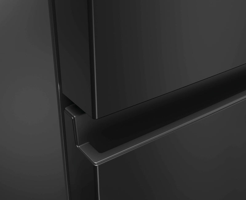 Haier HTR3518ENMTK Freestanding Fridge Freezer