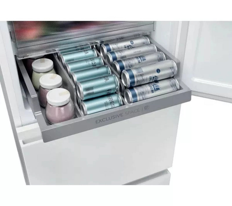 Haier Series 3 HTR3518ENMWK Freestanding Fridge Freezer