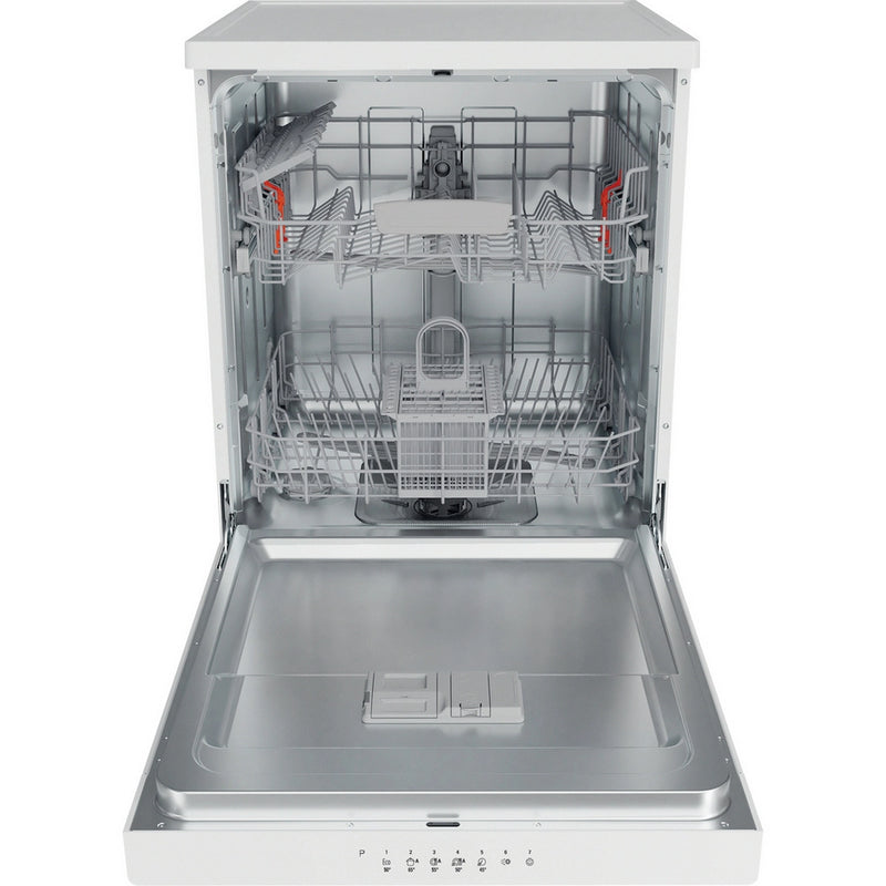 Hotpoint HP2FFC14BN6WUK Freestanding Full Size Dishwasher - White
