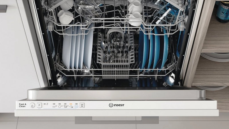 Indesit D2IHL326UK Full Size Integrated Dishwasher