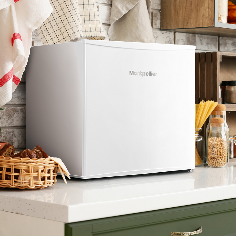 Montpellier MDATTLW Table Top Larder Fridge