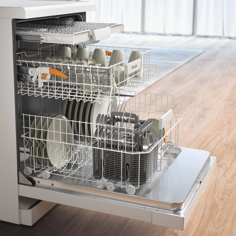 Miele G 5611 SC Full Size Freestanding Dishwasher - 14 Place Settings