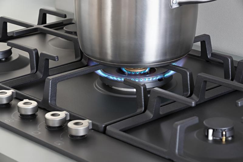 Bertazzoni P905CPRONE Professional Series 90cm Gas hob with Central Dual Wok