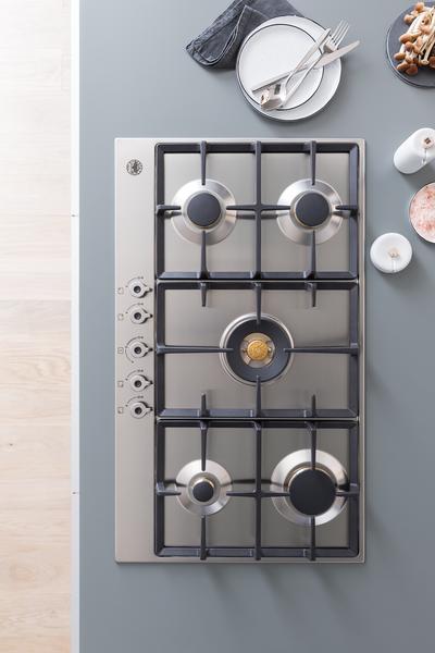 Bertazzoni P905CPROX Professional Series 90cm Gas hob with Central Dual Wok