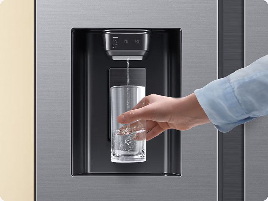 SAMSUNG | PLUMBED WATER & ICE