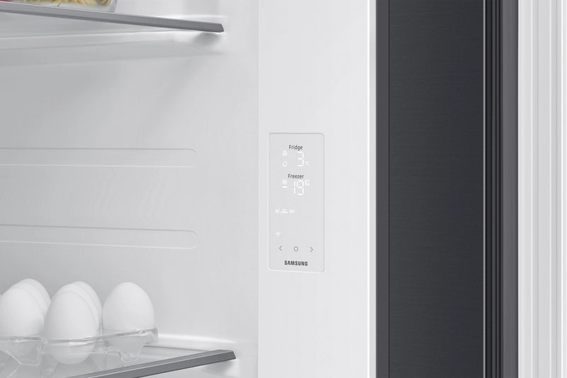 Samsung Bespoke AI Series 7 RS70F66KCFEU Black Plumbed American Fridge Freezer