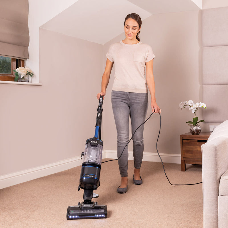 Shark NV602UK Vacuum Cleaner - DB Domestic Appliances