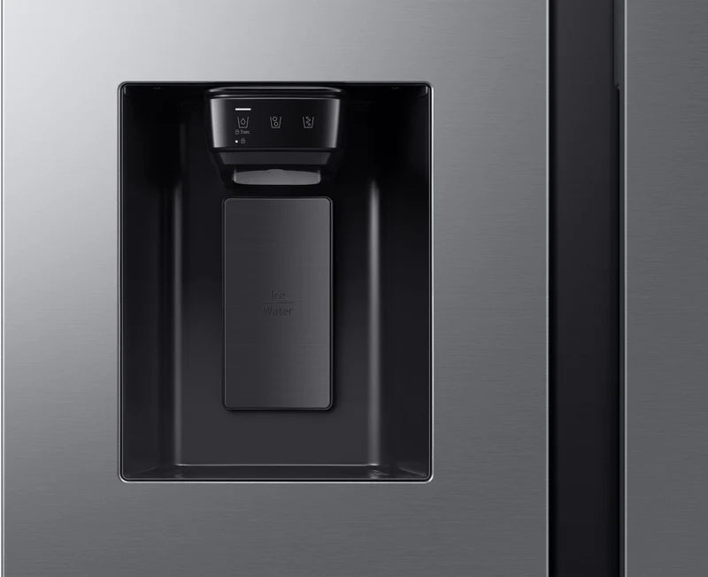 Samsung Series 6 SpaceMax RS70F64KDTEU Silver Plumbed American Fridge Freezer