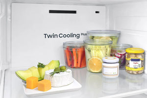 Samsung Bespoke AI Series 7 SpaceMax RS70F67QCTEU Silver American Fridge Freezer