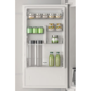 Whirlpool WHC18T111UK 70/30 Integrated Fridge Freezer